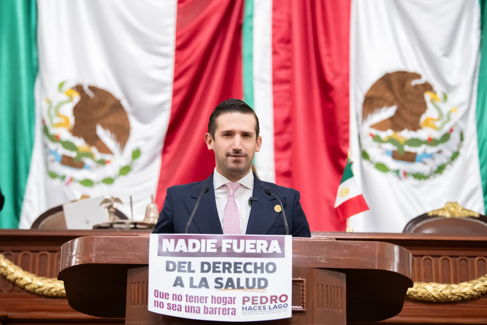Pedro Haces Lago en tribuna del Congreso CDMX